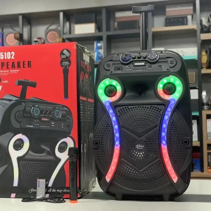 Музична Bluetooth колонка зі світловими ефектами, пультом та мікрофоном для караоке ZQS15102